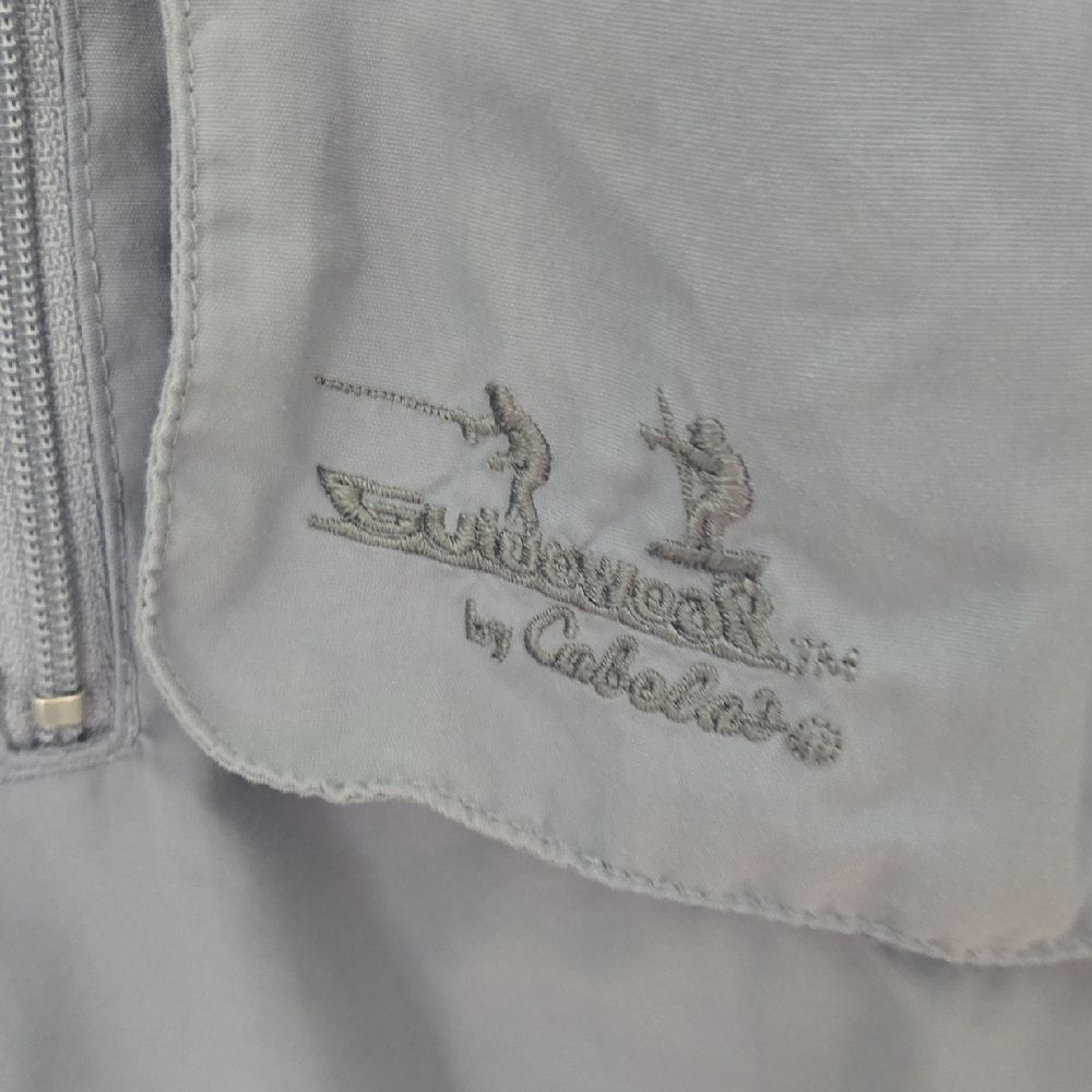 Cabela's Guidegear Men's Blue Fishing Shirt With Multiple Pockets